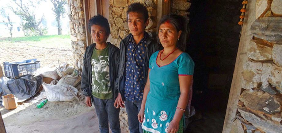 Tara Namaste Familie Hira Shrestha